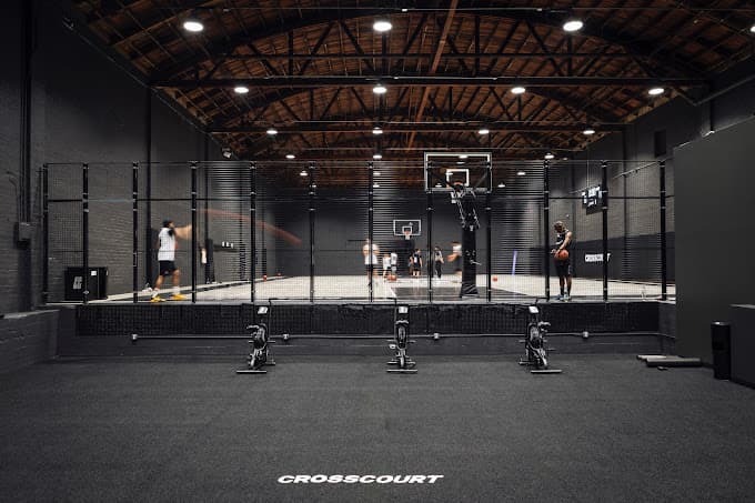 Crosscourt