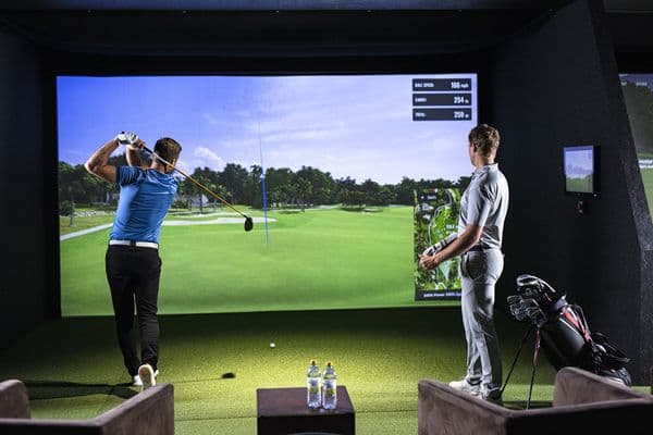 Home Course Indoor Country Club