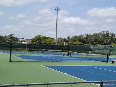 Three Oaks Park
