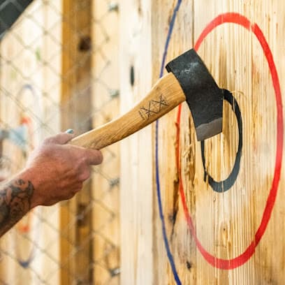 Urban Axes - Axe Throwing