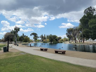 Reseda Park Lake