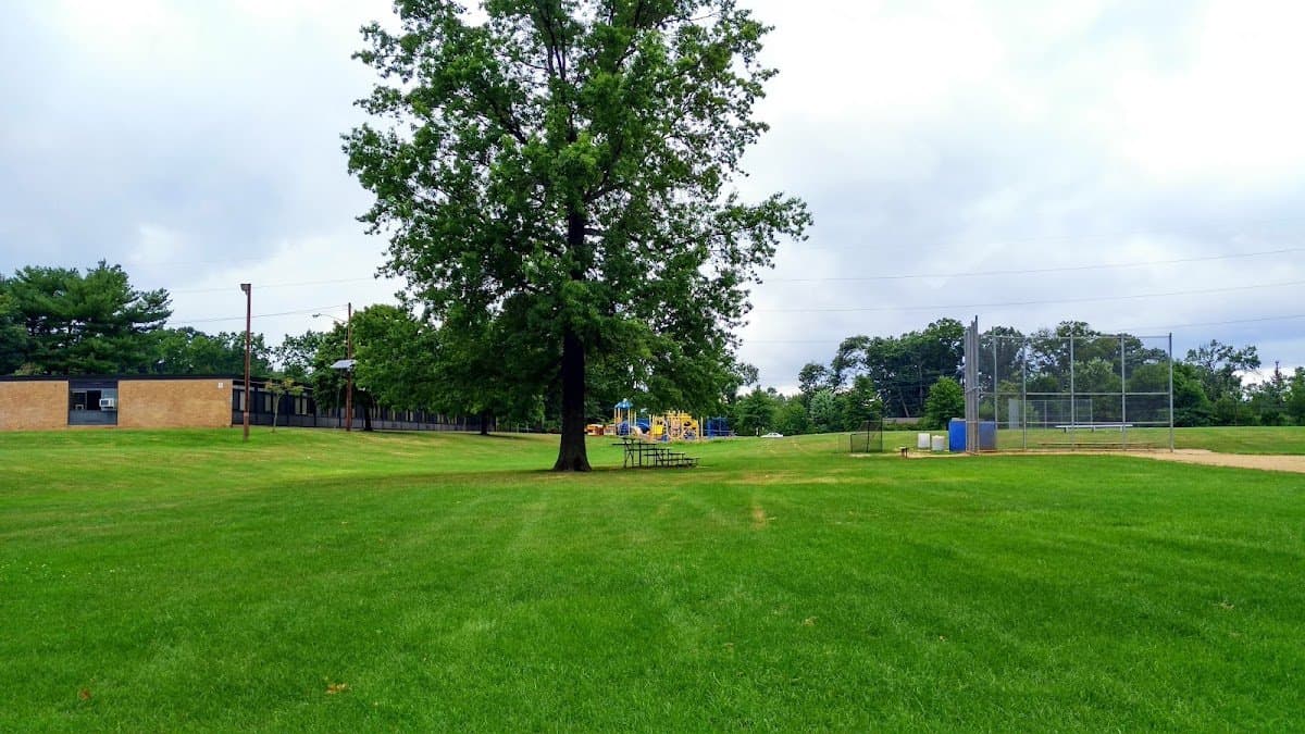 Hillside Avenue Middle School (Tennis Court)