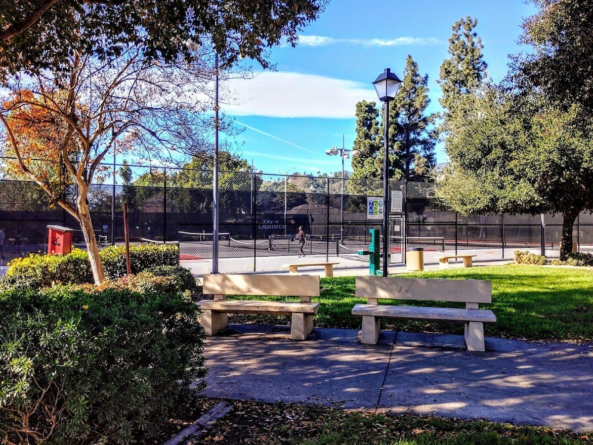 Royal Oaks Park (Tennis Court)