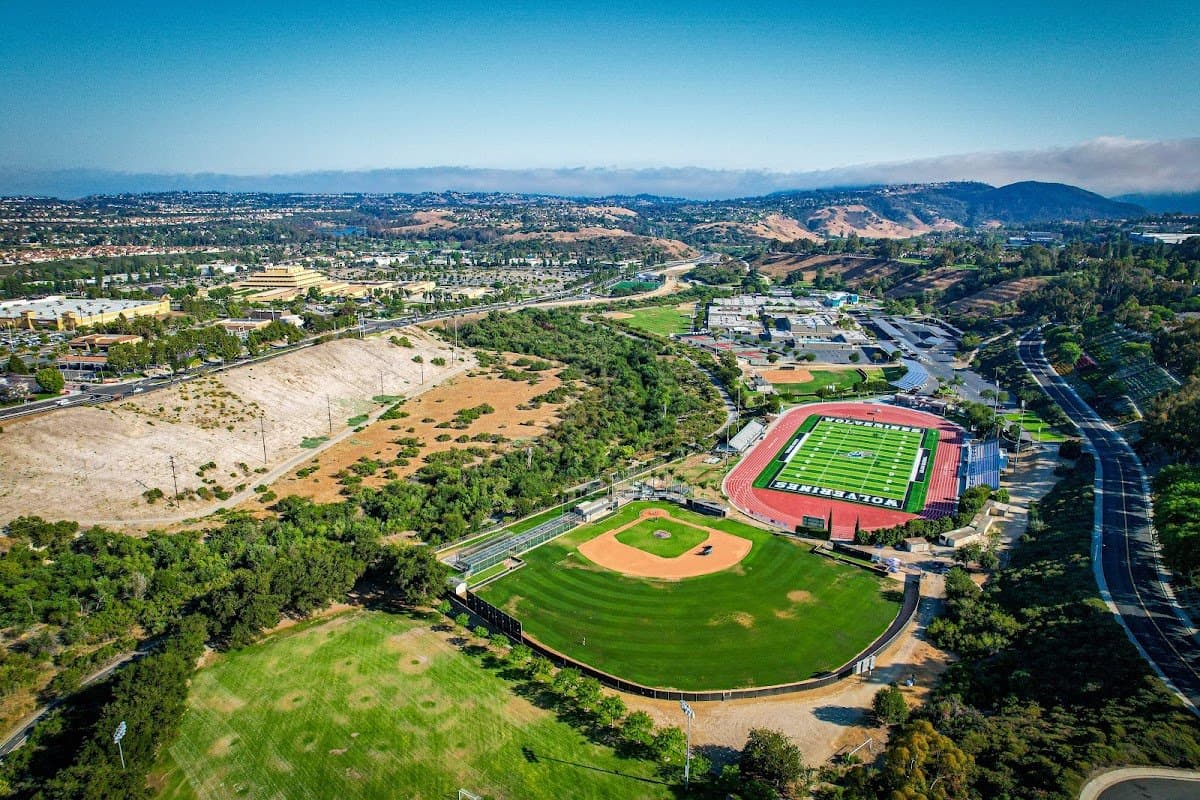 Aliso Niguel High School (Tennis Court)