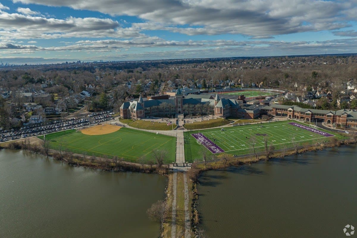 New Rochelle High School